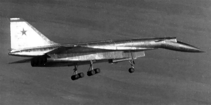 Т-4 "Сотка" в первом полёте