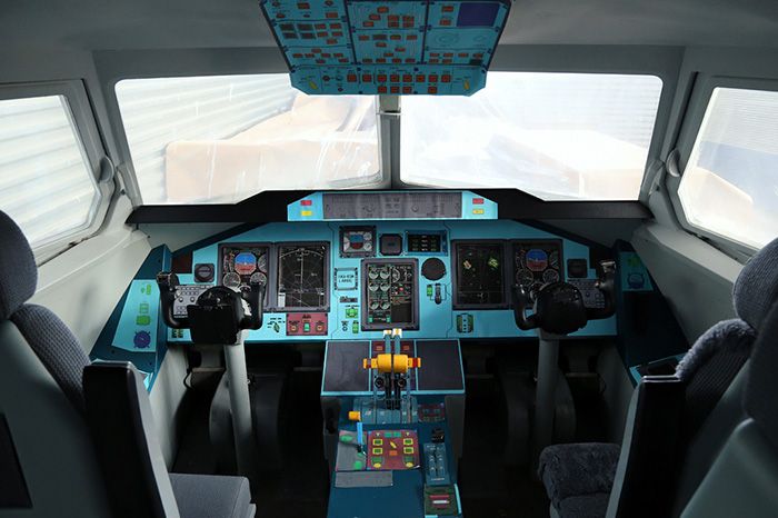 il-112v-cockpit