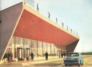 Аэровокзал аэропорта Толмачёво, 60-90-е годы.