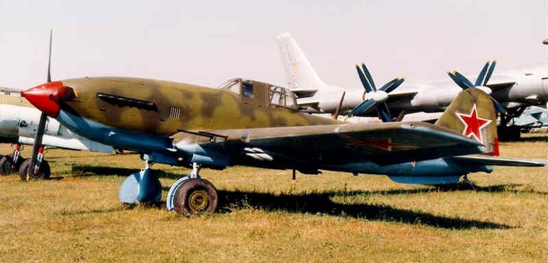 Тяжёлый штурмовик Ил-10М
