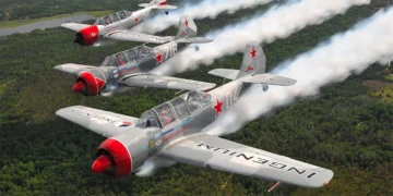 aerobaric team yak 52