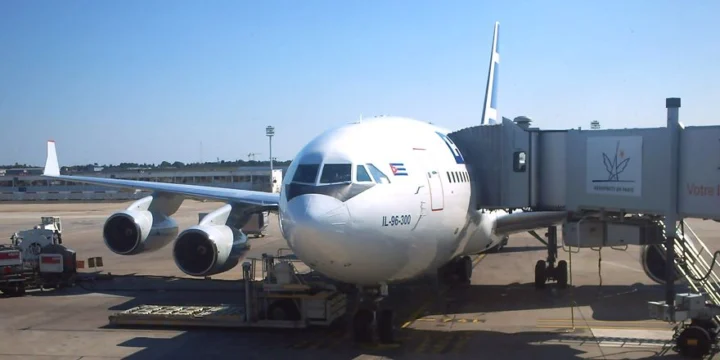 il 96 300 cubana