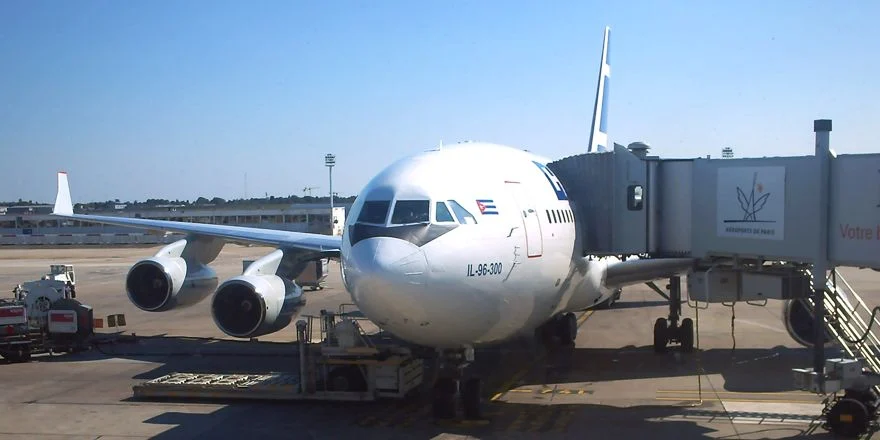 il 96 300 cubana