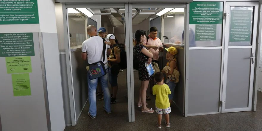 Дети в аэропорту