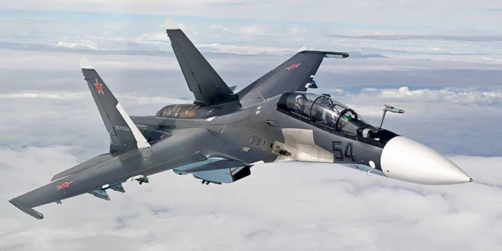 Истребитель Су-30СМ получит