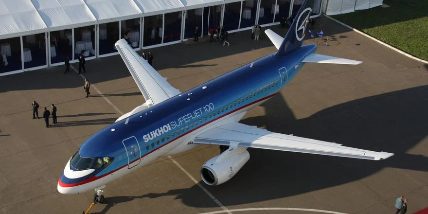 ssj100 001