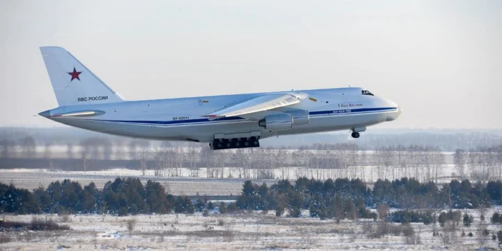 Ан-124-100 «Олег Антонов»