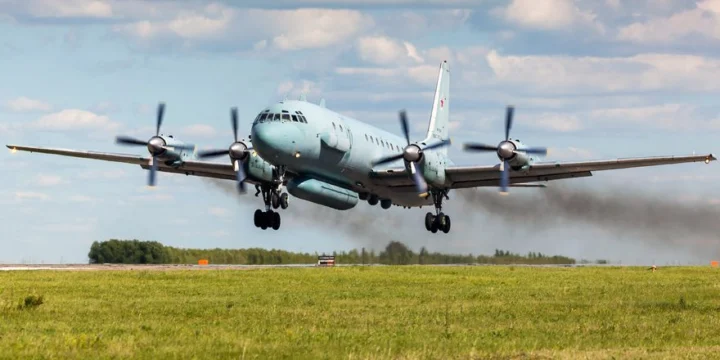 Самолёт-разведчик Ил-20 заменит