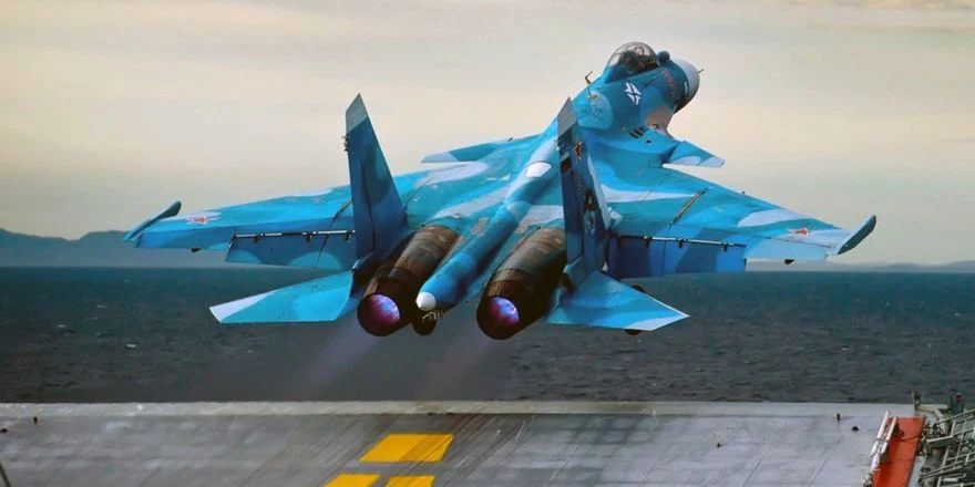 Партия истребителей Су-33