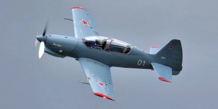 Як-152