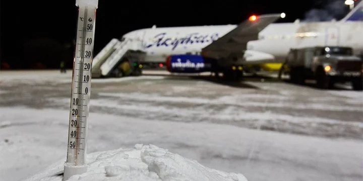 ssj100 Yakutia frozen