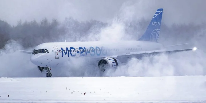 Январь 2019 года. Включён реверс двигателей на пробеге после очередного испытательного полёта.