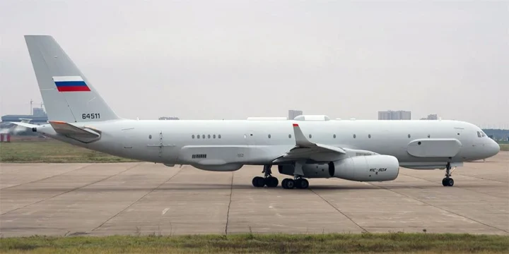 На базе Ту-214