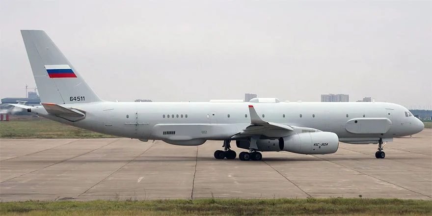 На базе Ту-214