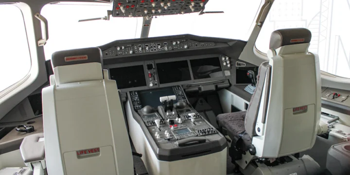 Кабина CR929