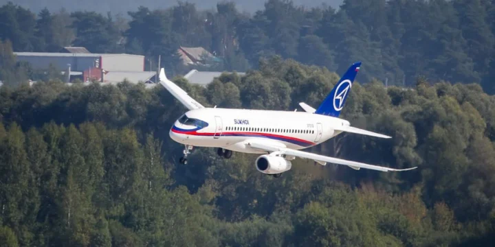 SSJ100