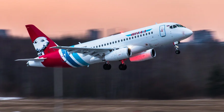 RA 89081 SSJ100 https://russianplanes.net/id227114