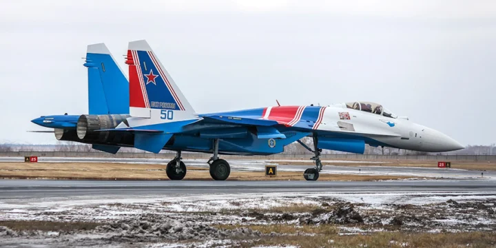 Су 35С русские витязи