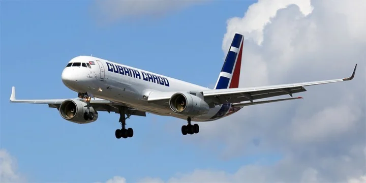 Tu 204 Cubana