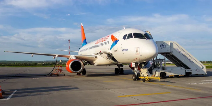 SSJ100 Азимут
