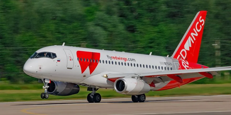 ssj100 red wings