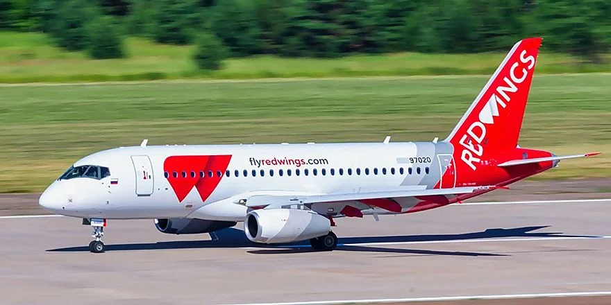 ssj100 red wings