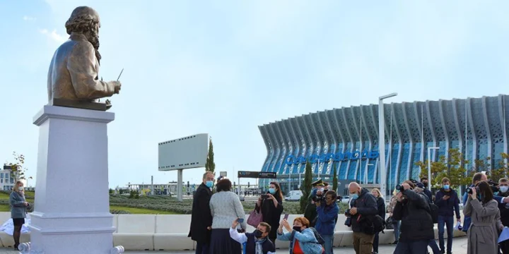 sip aivazovsky airport