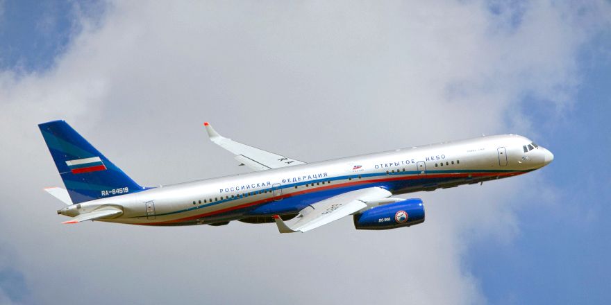Ту-214ОН проверил маскировку