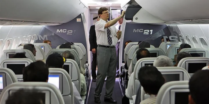 mc 21 salon inside b