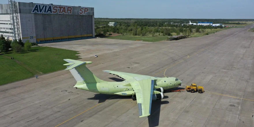 Первый Ил-76МД-90А, собранный