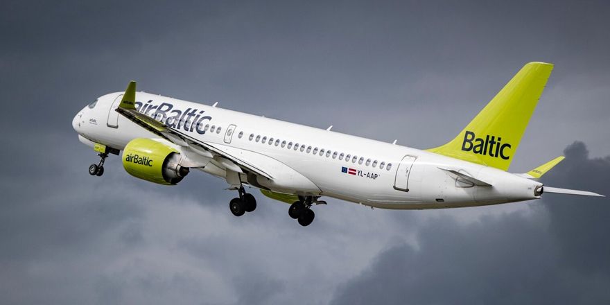 a220 300 airbaltic