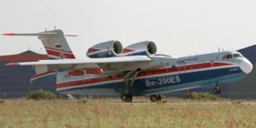 Бе-200ЧС завершил тушение