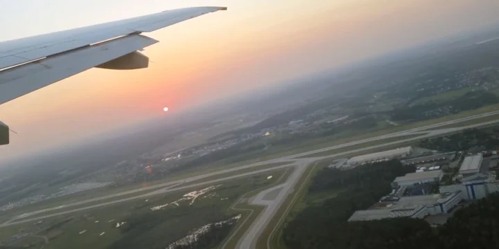 svo ssj100 runway 3 vpp sheremetevo