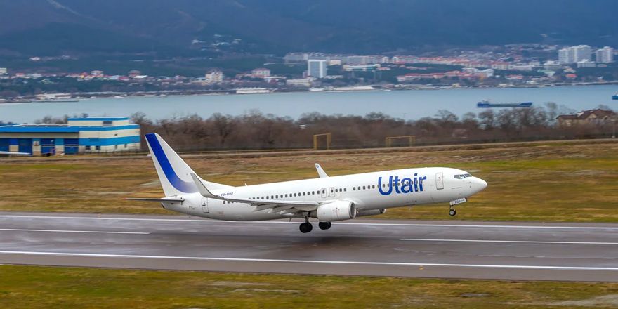 b737 utair gelengik