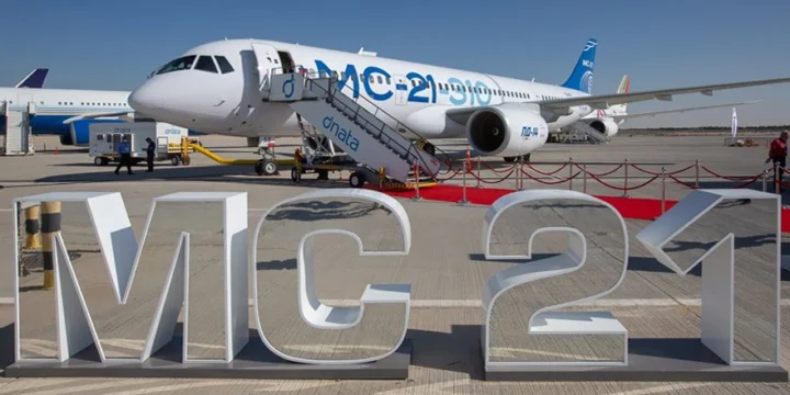 VC-21-310 Dubai Airshow 2021
