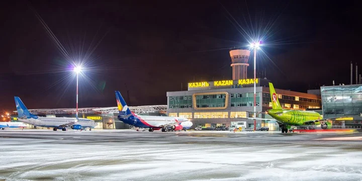 kazan airport night