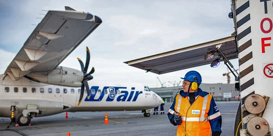 atr 72 fuel gazprom neft tobolsk