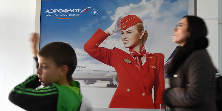 aeroflot stuardessa pasangers