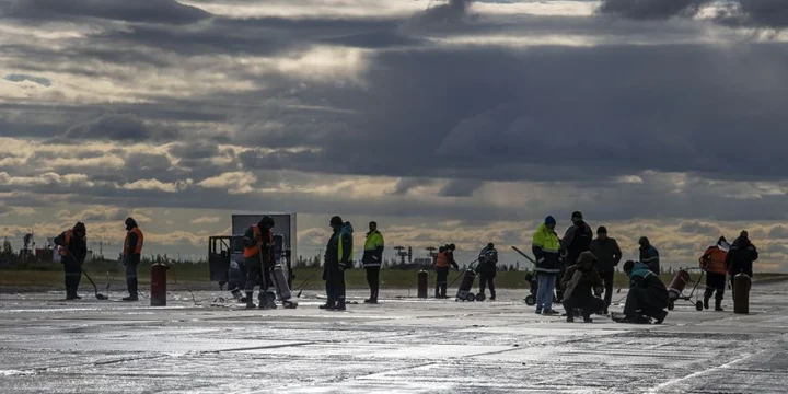 construction novy urengoi airport