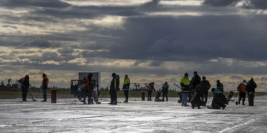 construction novy urengoi airport