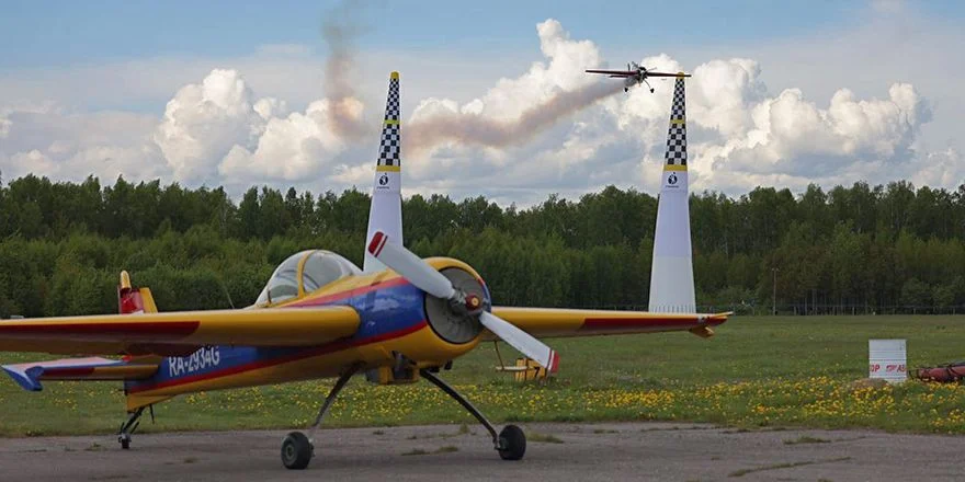 yak 52 russian air race chyernoe balashiha
