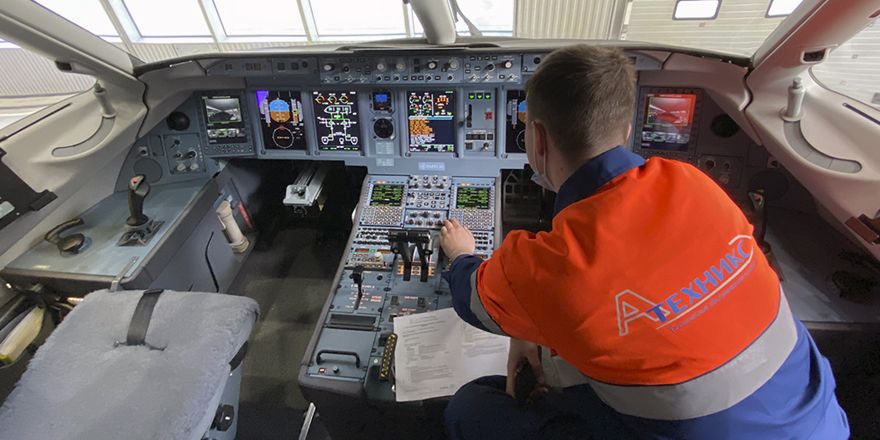 a techniks cockpit