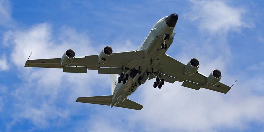 Лондон подал заявку на пролёт самолёта-разведчика RC-135 над Россией ...