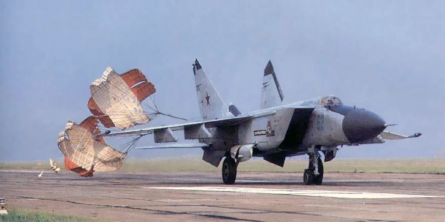 mig 25pd 62 blue