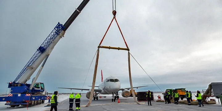ssj100-yamal-emergency-training
