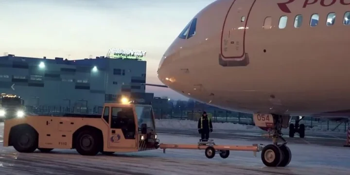 МС 21 300 73054 «Россия»