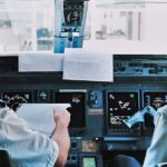 Мобильное приложение EFB и минус 30 кг бумажной документации на борту