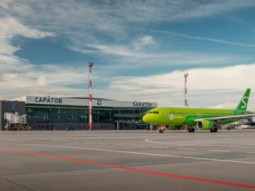 gagarin-saratov-airport-s7-b737-800