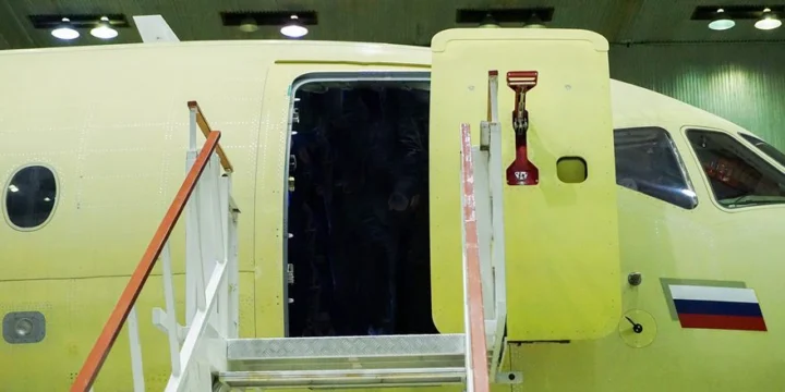 sj 100 door