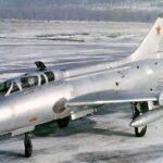 Учебно-боевой самолёт Су-7У
